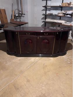 Buffet in very good condition