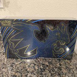Mega Charizard ex Ultra Premium Collection 