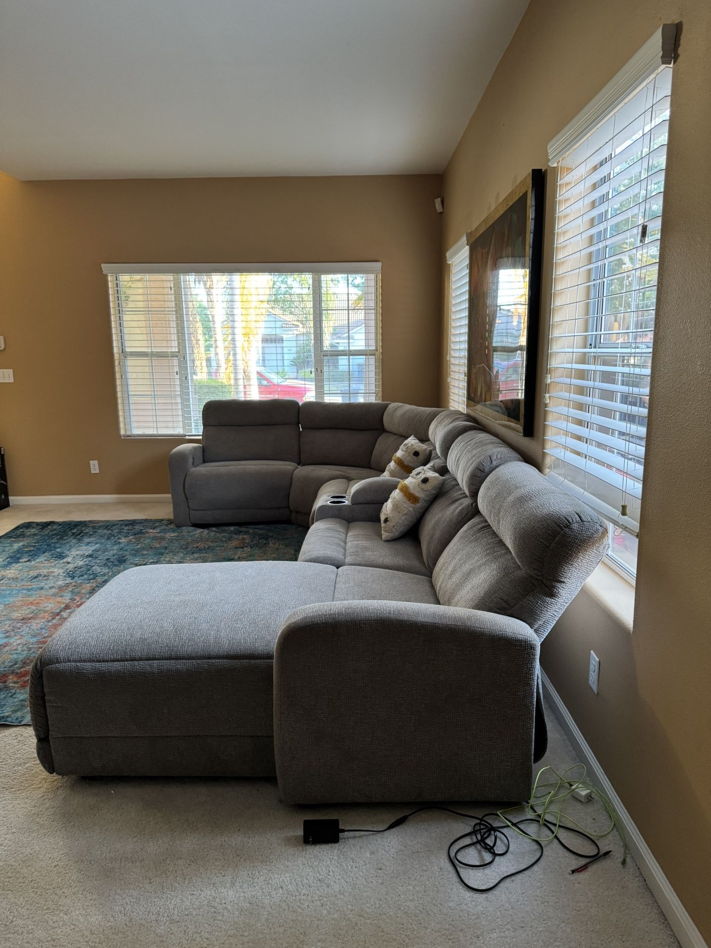 $1500 Power Sectional
