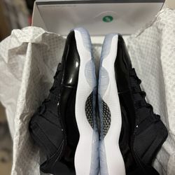 Air Jordan 11 Low Space Jam