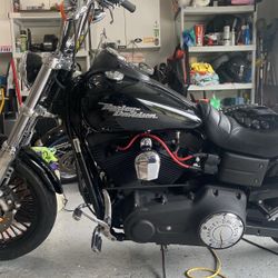 Harley Davidson Dyna Street Bob 88ci 6-speed