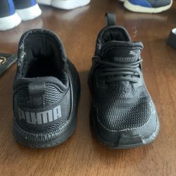 Toddler Size 4 Pumas