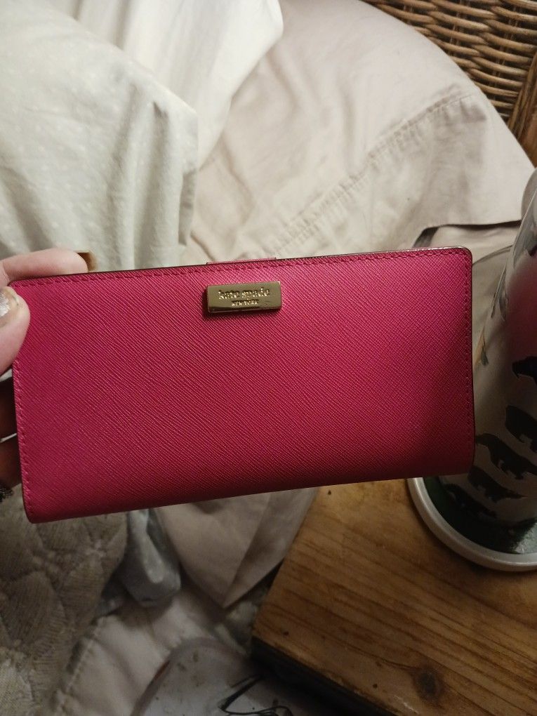 2 Brand New Kate Spade Wallets 25 Each Look My Post Tons Deals