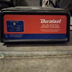 Duralast Battery Charger/ Engine Starter