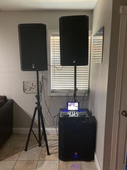 2 Ev 15 harbinger 18 sub like new