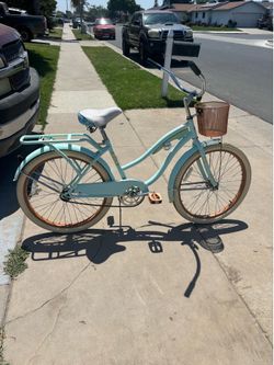 Beach cruiser size 24 good condition like new