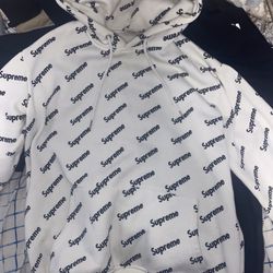 Supreme Hoodie Small