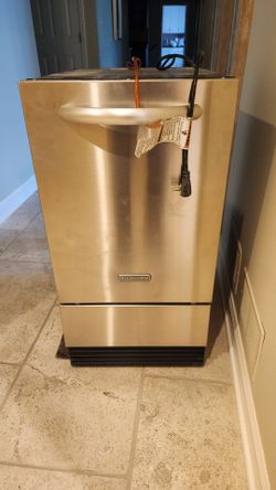 Kitchen aid  ice maker