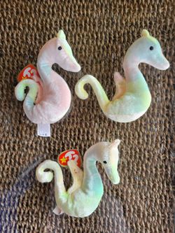 Neon the Seahorse, a retired Ty Beanie Baby plush, released in 1999