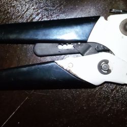 CUTCO PRUNING SHEARS 