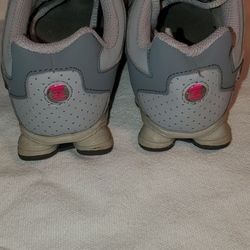 Nike girl's grey shox size 10c
