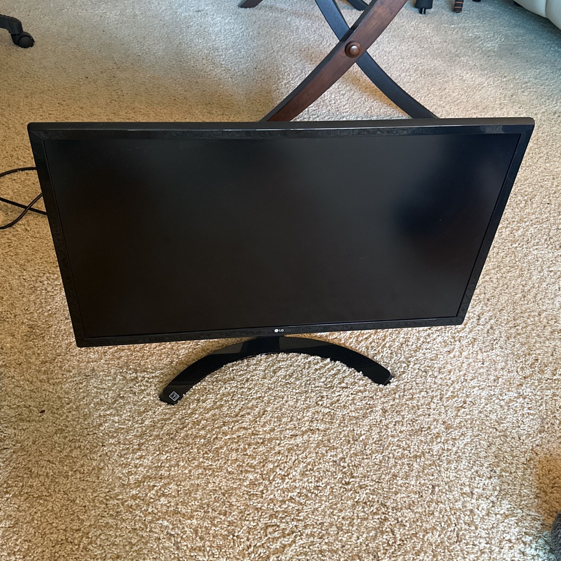 27” 4k 60hz LG Monitor Barely Used 