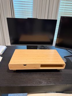 Wood monitor riser