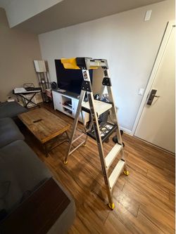 Gorilla Ladders Aluminum Step Ladder
