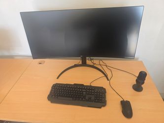 LG Gaming curved screen