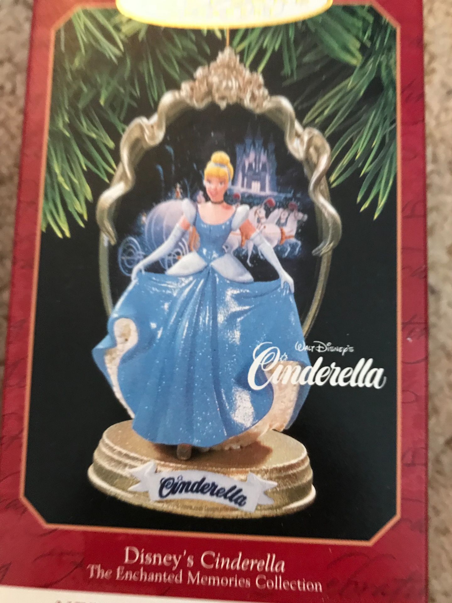 Hallmark Ornament Disney Cinderella 1997