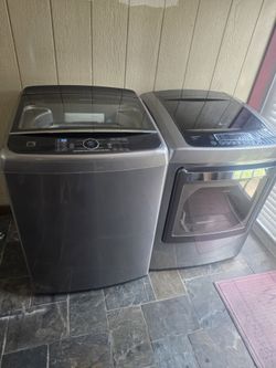 LG washer and dryer like new very good condition you got 60 days warranty