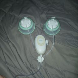 Elvie Breast Pump 