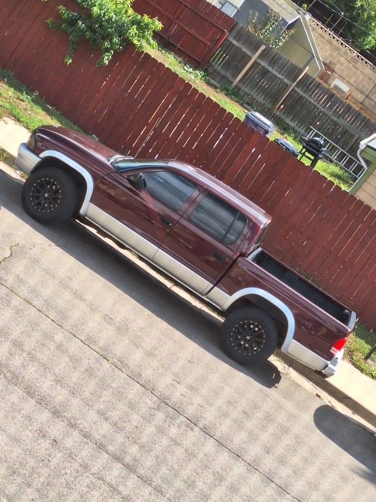 2003 Dodge Dakota
