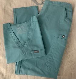 Figs Scrubs