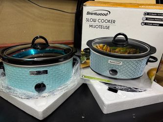 Baby blue slow cooker