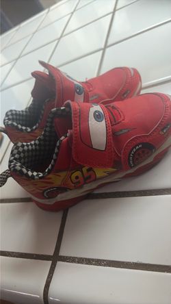Boy shoes