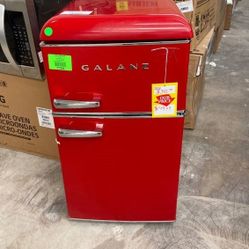 GALANZ Mini Fridge GLR31TRDER