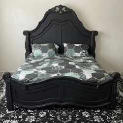 Michael Amini Eden King Bed Frame