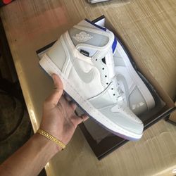 Jordan Retro 1 Racer Blue 