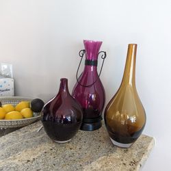 Decorative Vases 