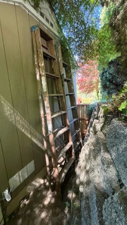 8 ft Ladders