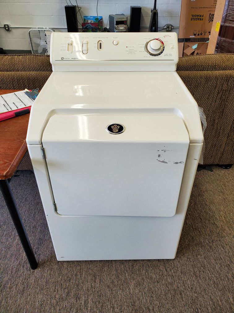 Maytag Neptune dryer - Electric