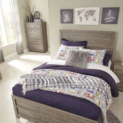 Culverbach Gray Panel Bedroom Set Ashley (Queen and King Bed