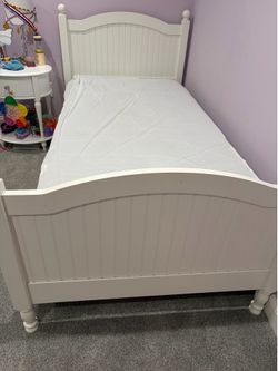 Pottery barn bed