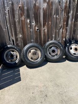 16” 8 Lug Heavy Duty Truck Wheels & Tires