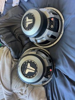 JL Audio 12 W6 v2 (2x)