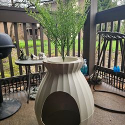 BRAND NEW 20"Wide x 39" Tall cat litter furniture  with artificial plant