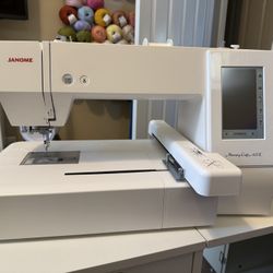 Janome Memory Craft 400E Embroidery Machine