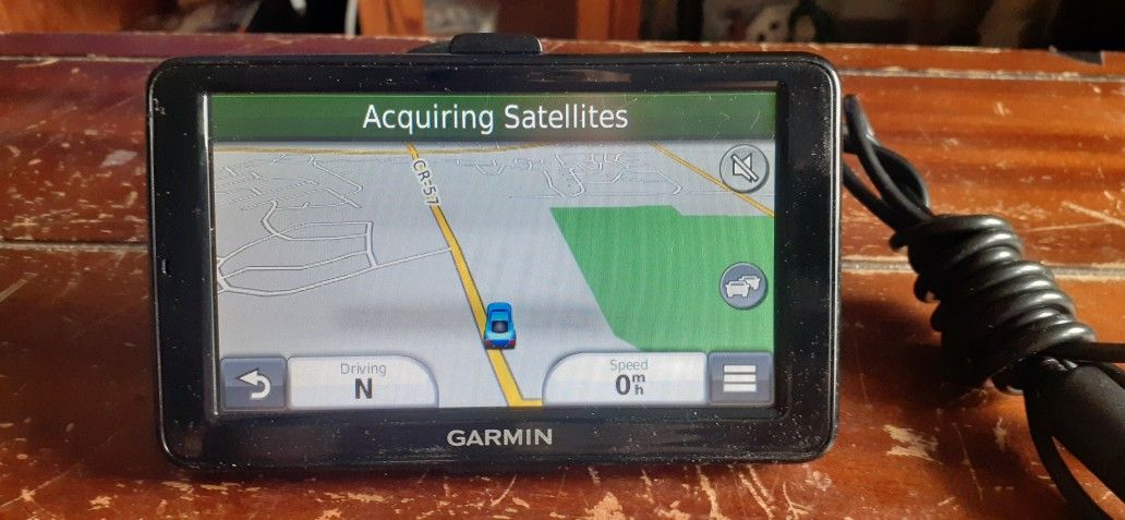 GARMIN GPS WITH POWER CORD FREE DELIVERY LOCALLY 