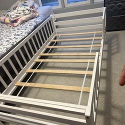 Montessorri Bed and mattress Brand new pretty much