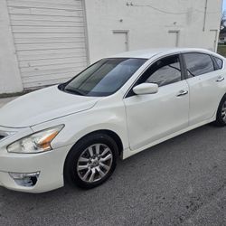 2015 Nissan Altima 