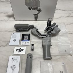 DJI RS 4 Mini Combo