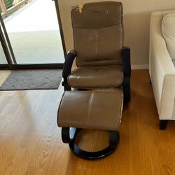 FREE CHAIR, Ottoman Included
