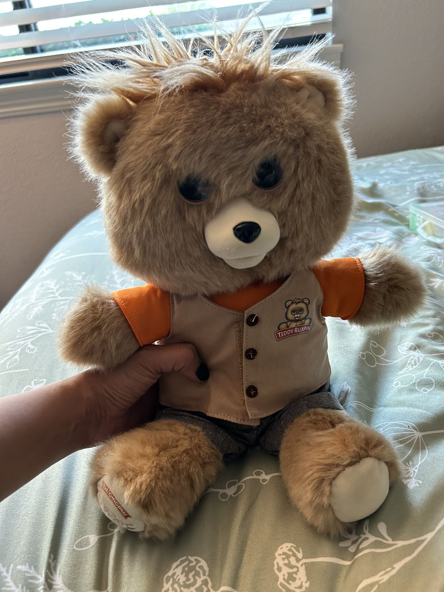 2017 Teddy Ruxpin Connects To Blue Tooth Reads Kids Books