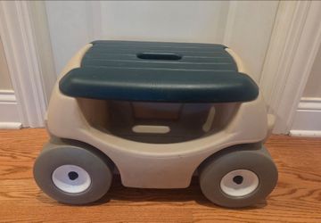 Rolling Garden Cart with Seat