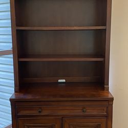 Aspenhome Bookshelf With Cabinets