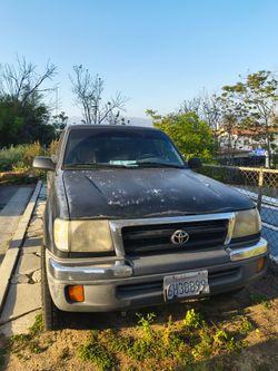 2000 Toyota Tacoma