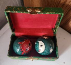 Chinese Baoding Balls Sun and Moon Design