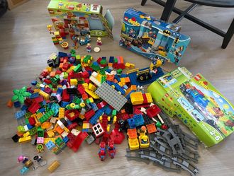 Large Lot of LEGO DUPLO Legos Spiderman Batman Train Track My Town Pizza Jake the Neverland Pirates Disney Wonder Woman Superman
