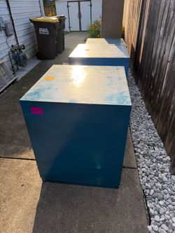 Stanley Vidmar Heavy Duty Blue Metal Storage Cabinet